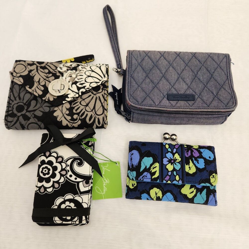 Vera Bradley Wallet Women's Mixed Lot 4 Items 2 Wristlets, 1 Wallet, 1 Memo Pad